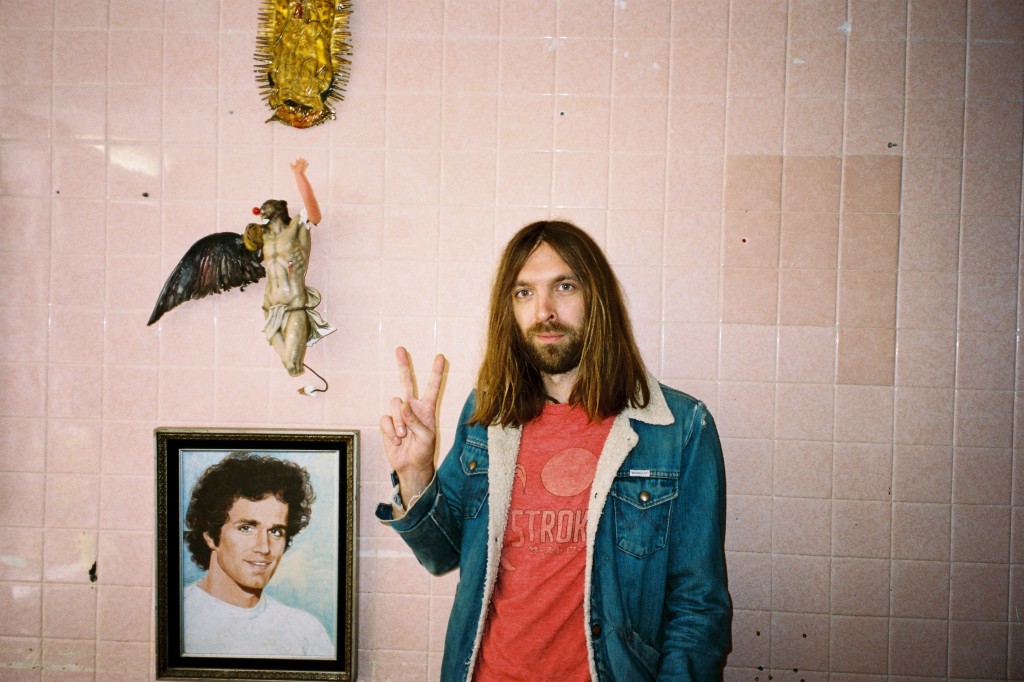 "Breakbot"