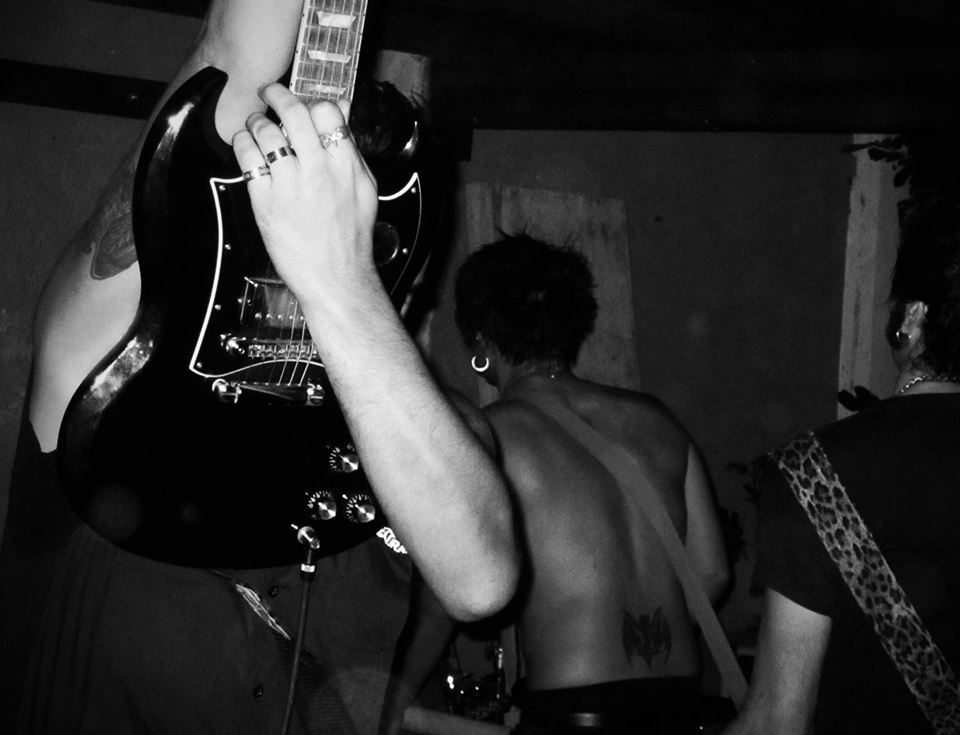 "RadioShakeDown"